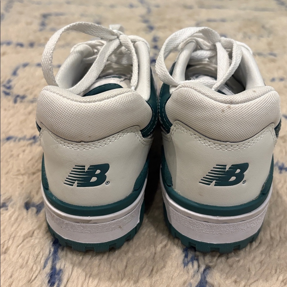 New Balance 550 size 8 - Picture 6 of 7